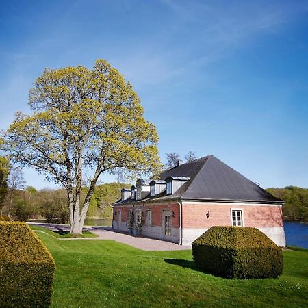 ホテル The Norrmans Castle Genarp エクステリア 写真